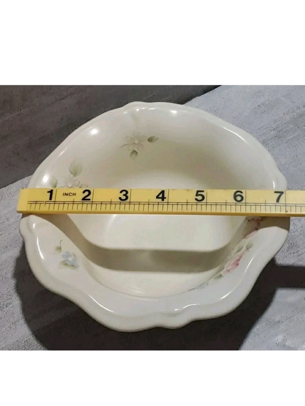 Vintage Pfaltzgraff Tea Rose Sculpted Bowl USA